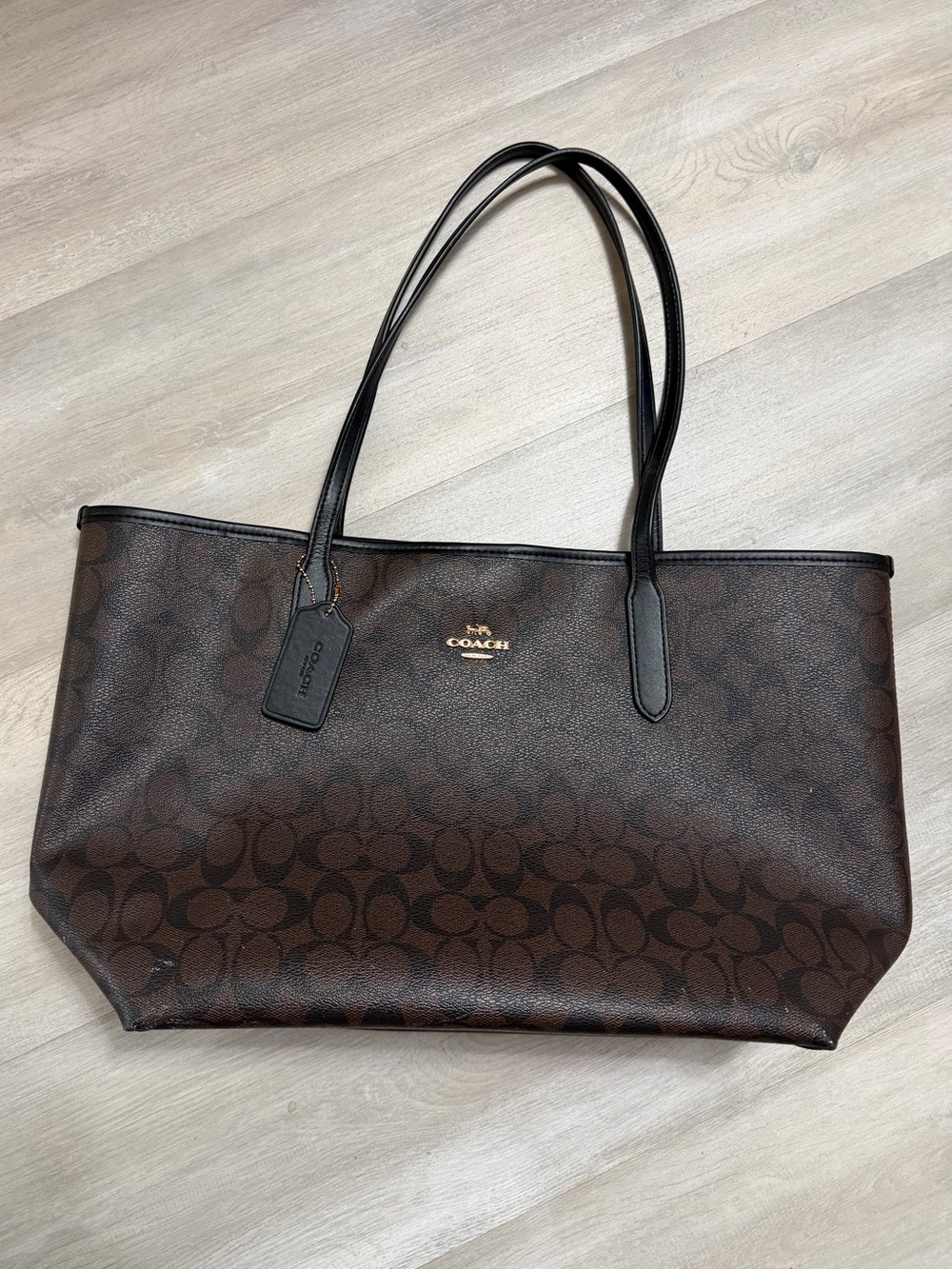 COACH CITY TOTE BAG